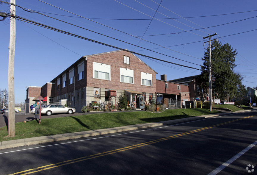 123 N Main St, Dublin, PA for sale - Primary Photo - Image 1 of 1