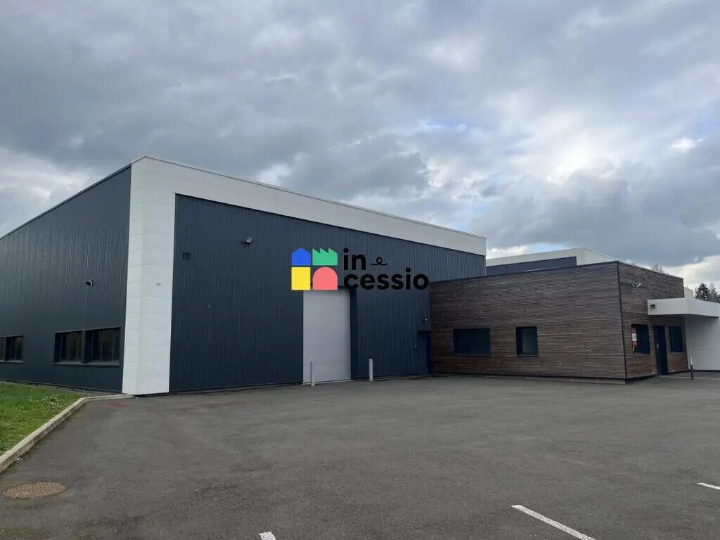 Location Local d'activités 625 m² - Photo 1
