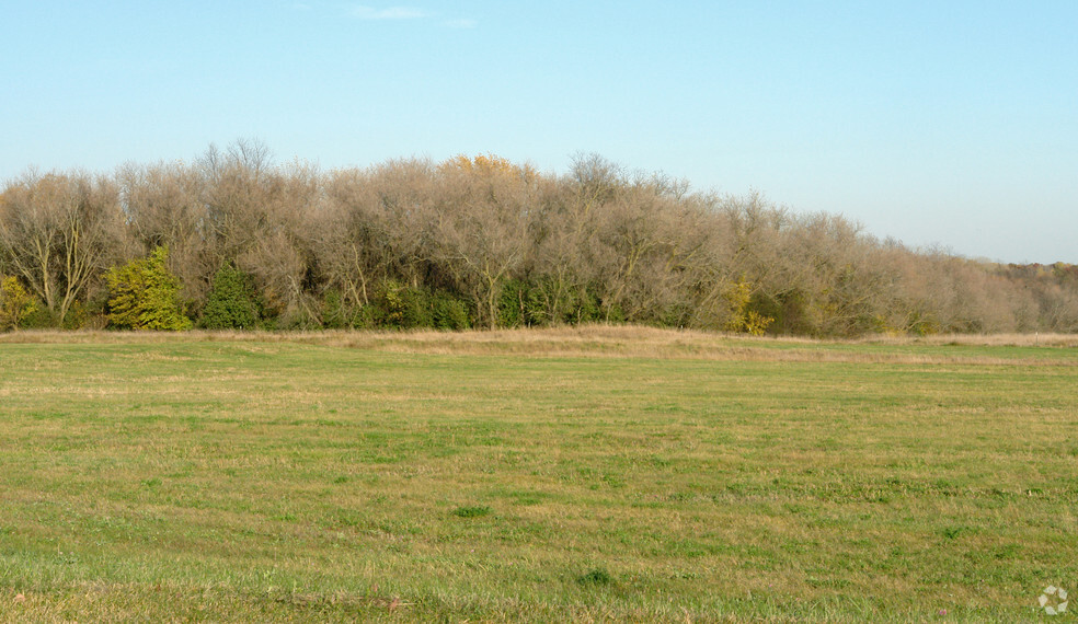 Corporate Cir, East Troy, WI for sale - Building Photo - Image 1 of 3