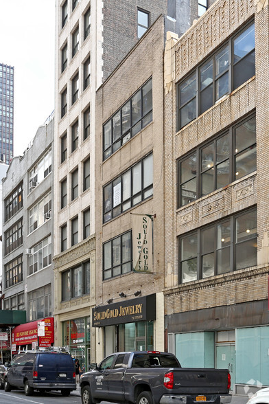 28 W 30th St, New York, NY for rent - Building Photo - Image 1 of 7