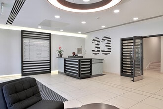 33 Park Pl, Leeds to rent Interior Photo- Image 2 of 5