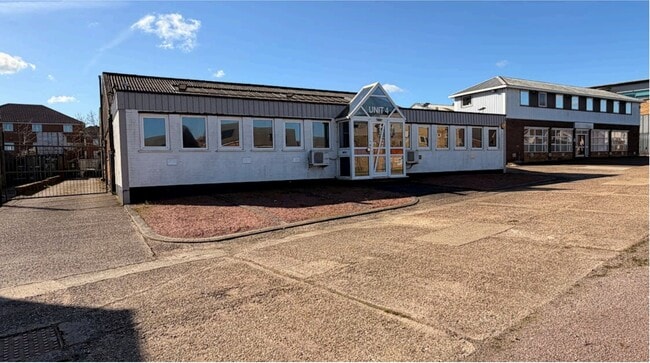 More details for Hill Farm Av, Watford - Industrial to Rent