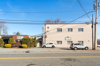 838 Dyer Ave, Cranston, RI for rent Building Photo- Image 2 of 55