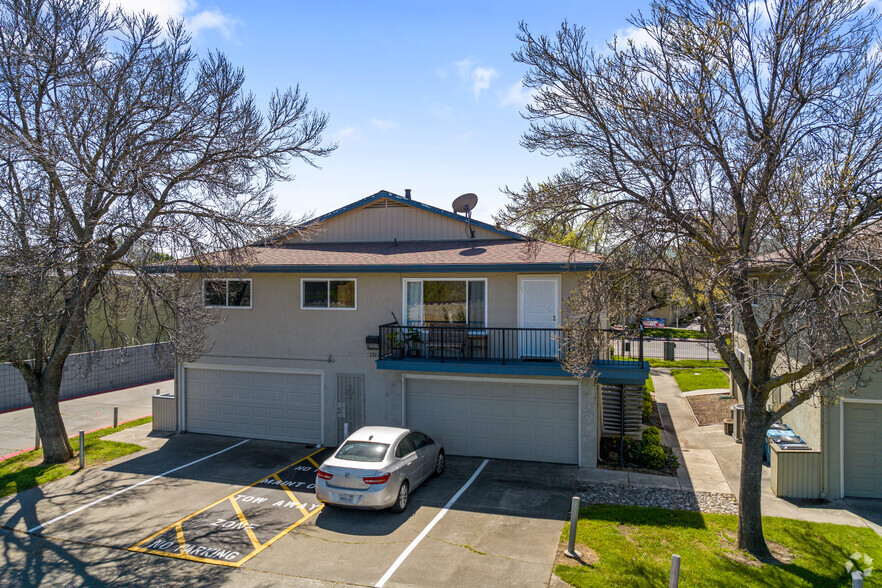 1202 Sycamore Dr, Antioch, CA for sale - Primary Photo - Image 1 of 6