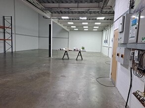 Moor Rd, Chesham to rent Interior Photo- Image 2 of 11