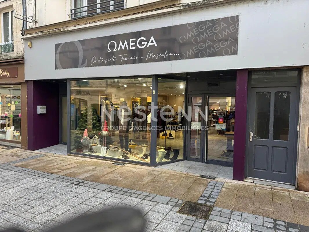 Retail in Verdun for sale Building Photo- Image 1 of 4