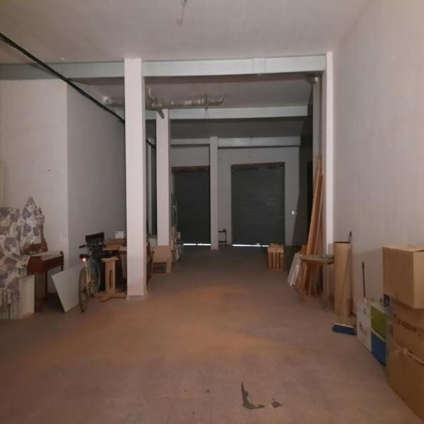 Retail in MONÒVER for sale Interior Photo- Image 1 of 6