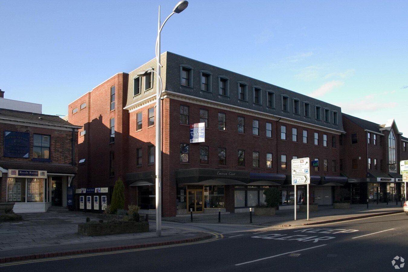 Alderley Rd, Wilmslow, SK9 1AP UK