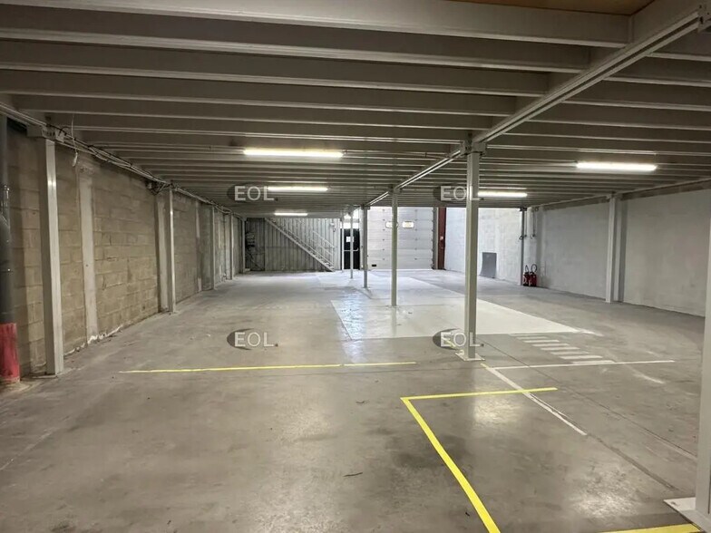 Office in Marseille for sale - Interior Photo - Image 3 of 5