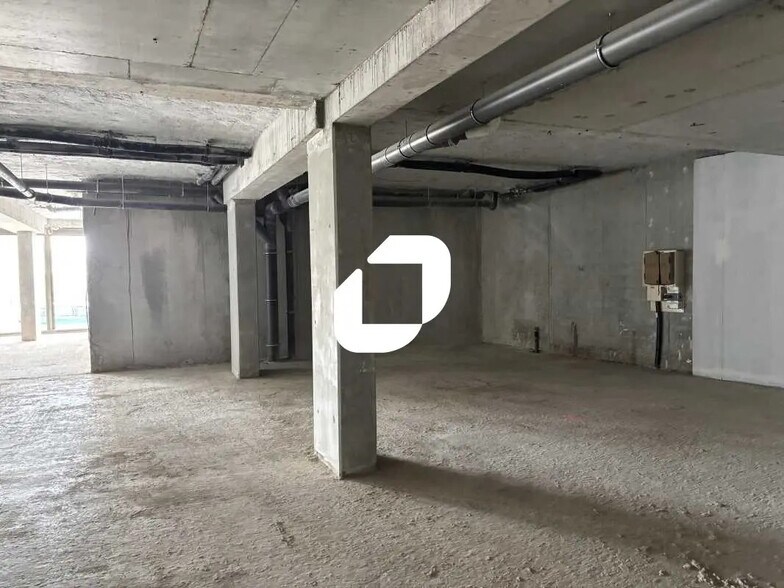 Office in Bordeaux to rent - Interior Photo - Image 3 of 10