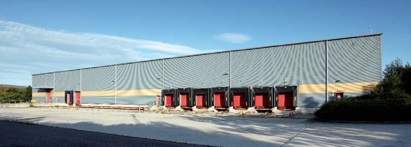 Viscount Way, Swindon to rent - Building Photo - Image 2 of 7