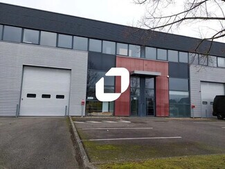 More details for 4 Rue Du Maréchal De Lattre De Tassigny, Élancourt - Office, Light Industrial to Rent