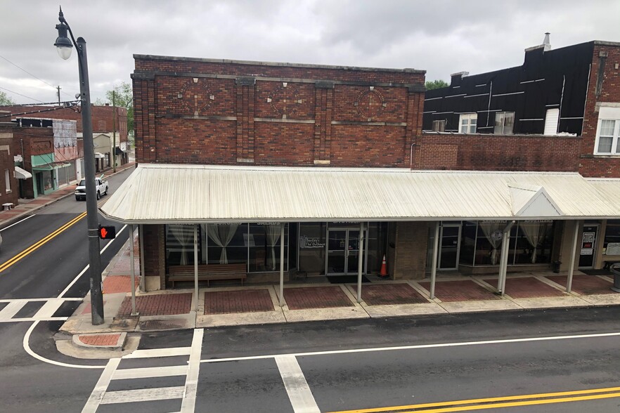 200 Main St W, Hartselle, AL for sale - Building Photo - Image 1 of 4