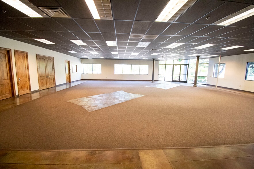 650 Innovation Dr, Reno, NV to rent - Building Photo - Image 2 of 18