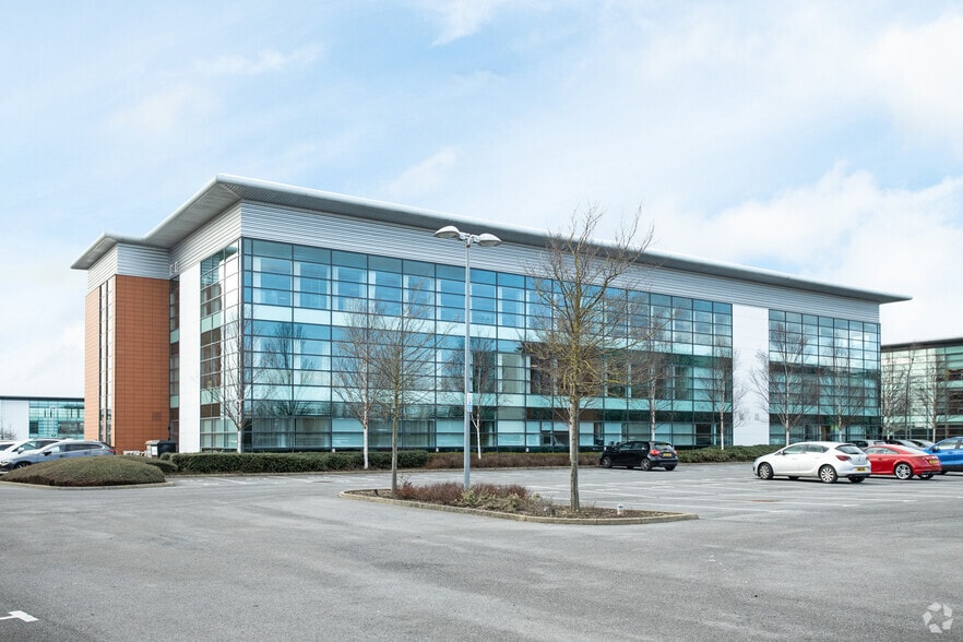 Benton Ln, Newcastle Upon Tyne to rent - Building Photo - Image 3 of 4