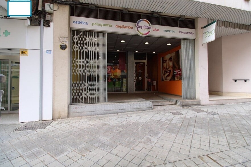 Retail in Granada, Granada to rent - Building Photo - Image 2 of 29