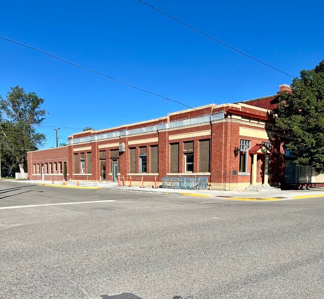 201 Main St, Roundup, MT for sale - Building Photo - Image 2 of 16