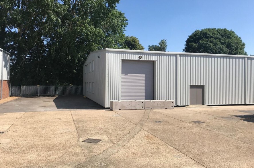 503 Stone Close, West Drayton for sale - Building Photo - Image 1 of 1