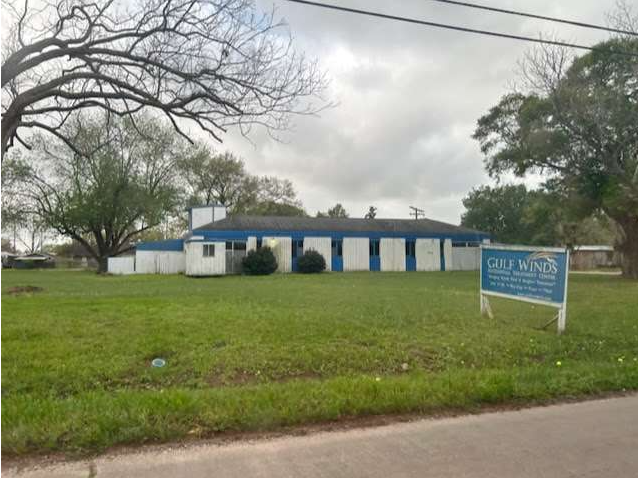 2904 1st St, Bay City, TX for sale - Primary Photo - Image 1 of 6