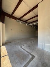 7010 American Way, Dallas, TX to rent Interior Photo- Image 2 of 8