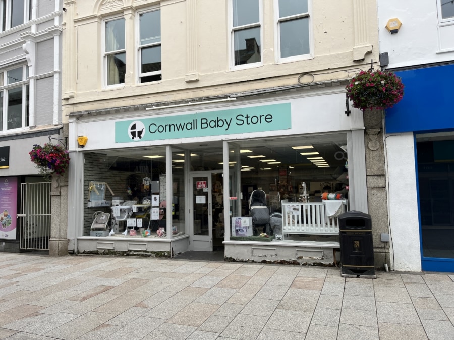 28-30 Fore St, St Austell to rent Building Photo- Image 1 of 5