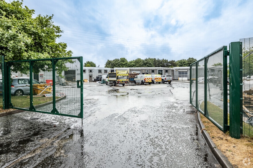 7 Bowood Ct, Warrington to rent - Building Photo - Image 3 of 3