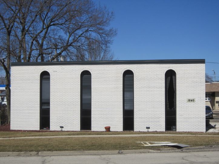 1640 Elk Blvd, Des Plaines, IL for rent - Building Photo - Image 3 of 5