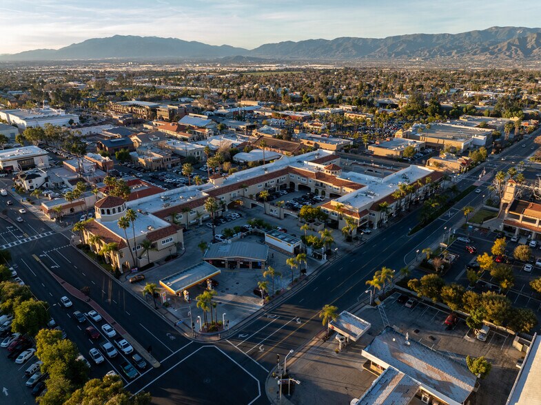 101 E Redlands Blvd, Redlands, CA for rent - Building Photo - Image 2 of 32