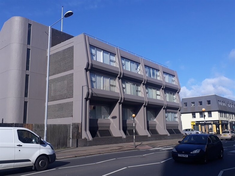 152-178 Kingston Rd, New Malden to rent - Building Photo - Image 1 of 6