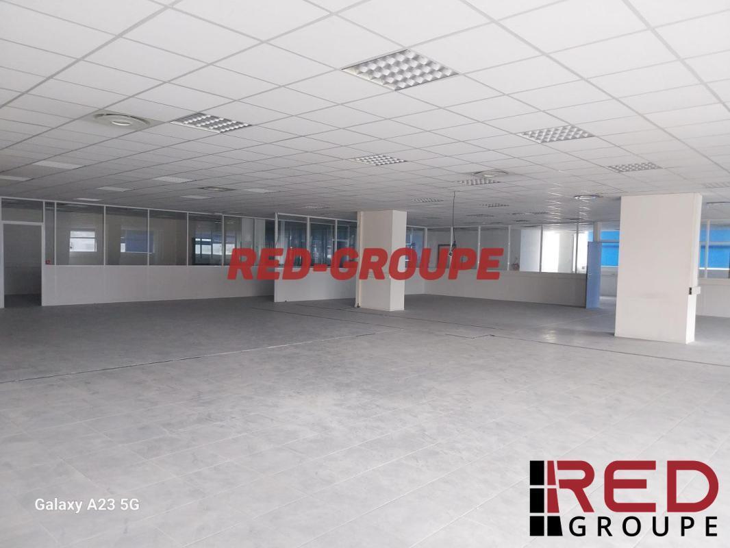 Industrial in Marseille to rent Interior Photo- Image 1 of 5