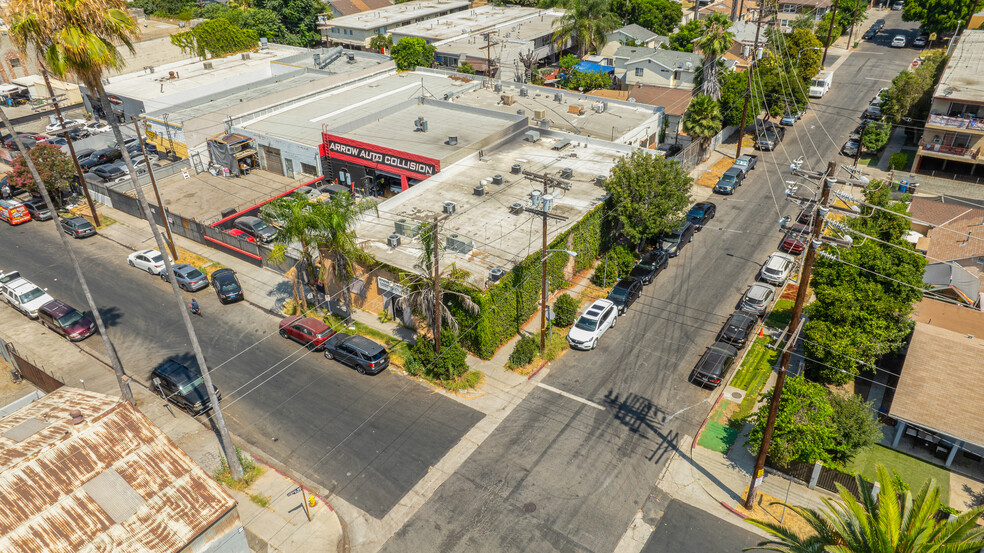 14701 Calvert St, Van Nuys, CA for sale - Building Photo - Image 3 of 27