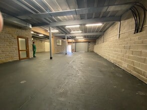Whalley Rd, Wilpshire to rent Interior Photo- Image 2 of 2