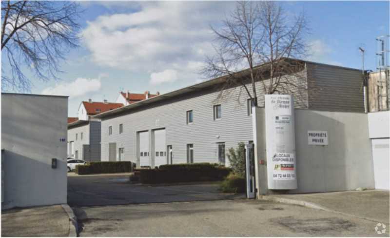Office in Lyon to rent Building Photo- Image 1 of 2