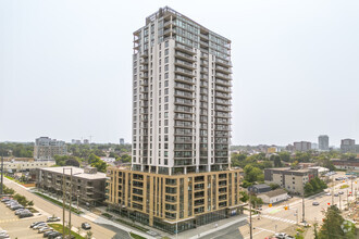 320 Mcrae Av, Ottawa, ON for rent Building Photo- Image 1 of 2