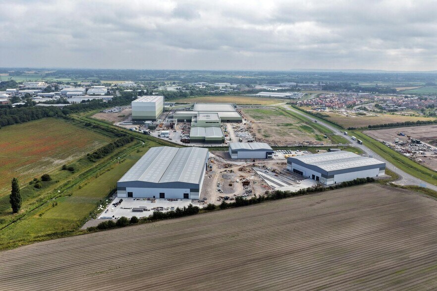 Leftfield Deeside, Estuary Way, Pentre to rent - Building Photo - Image 3 of 4