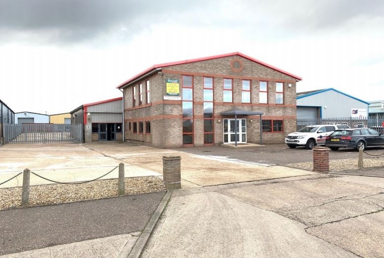 Harfreys Rd, Great Yarmouth for sale - Primary Photo - Image 1 of 1