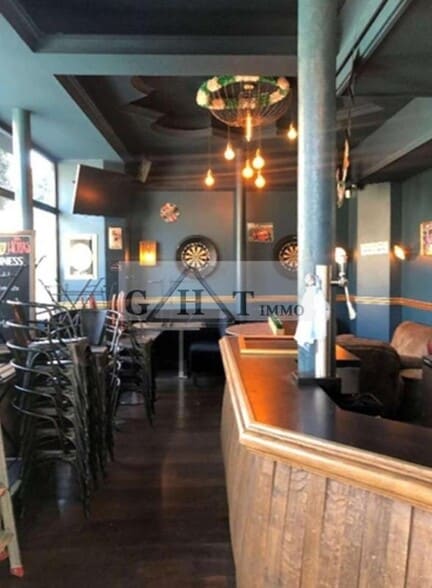 Retail in La Garenne Colombes for sale - Interior Photo - Image 2 of 7