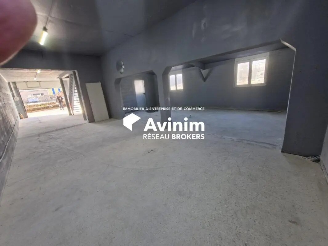 Industrial in Mitry-Mory to rent Interior Photo- Image 1 of 5