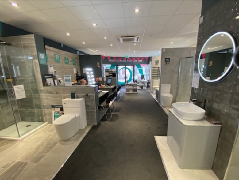 21-23 Washway Rd, Sale to rent - Interior Photo - Image 1 of 2