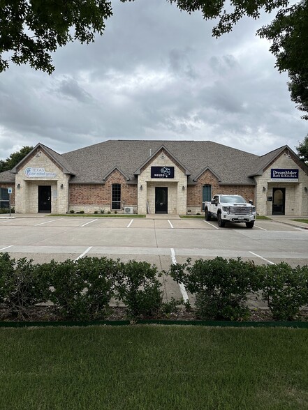 2730 Virginia Pky, McKinney, TX for rent - Building Photo - Image 1 of 21