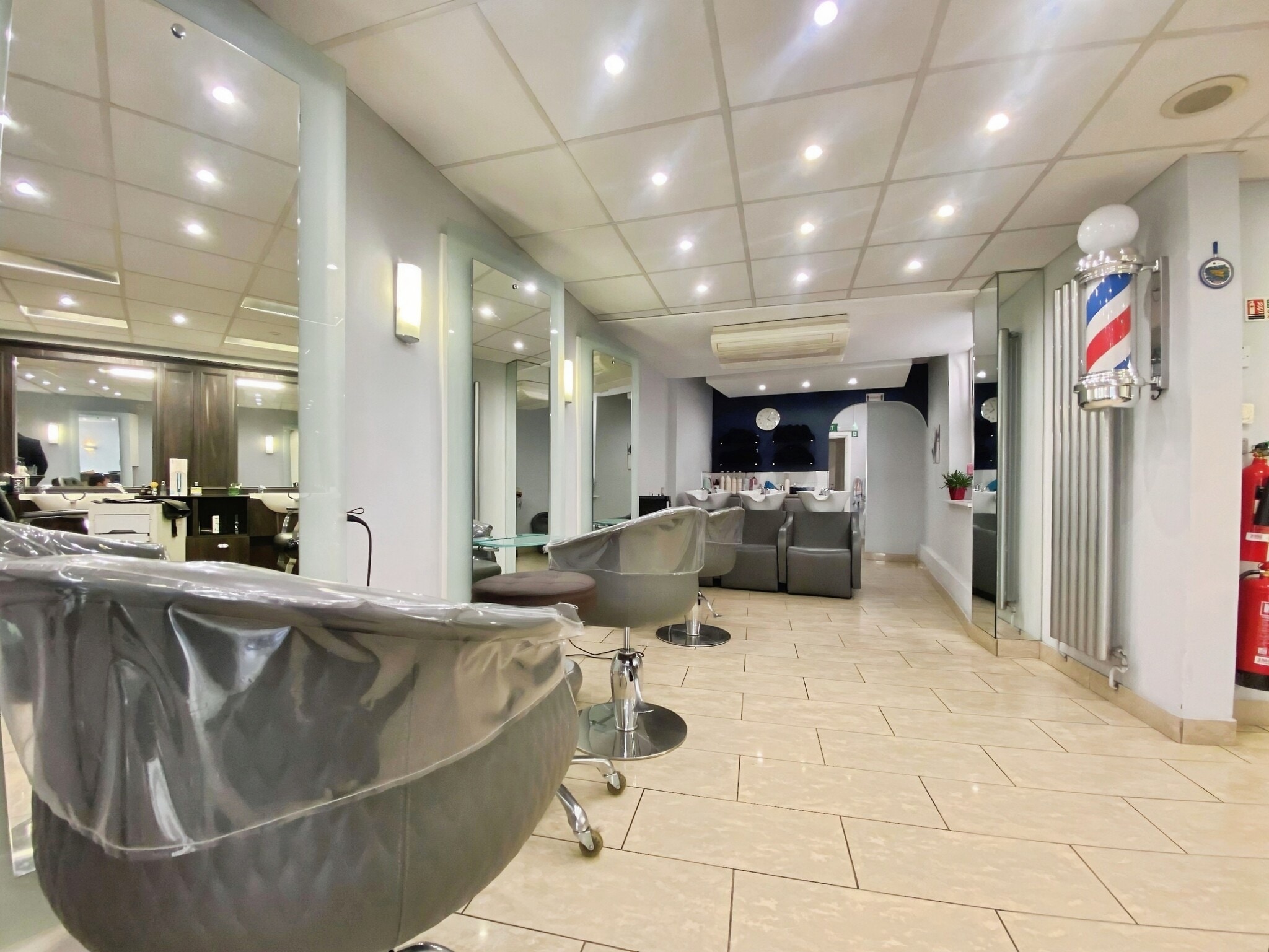 91 Guildford St, Chertsey to rent Interior Photo- Image 1 of 10