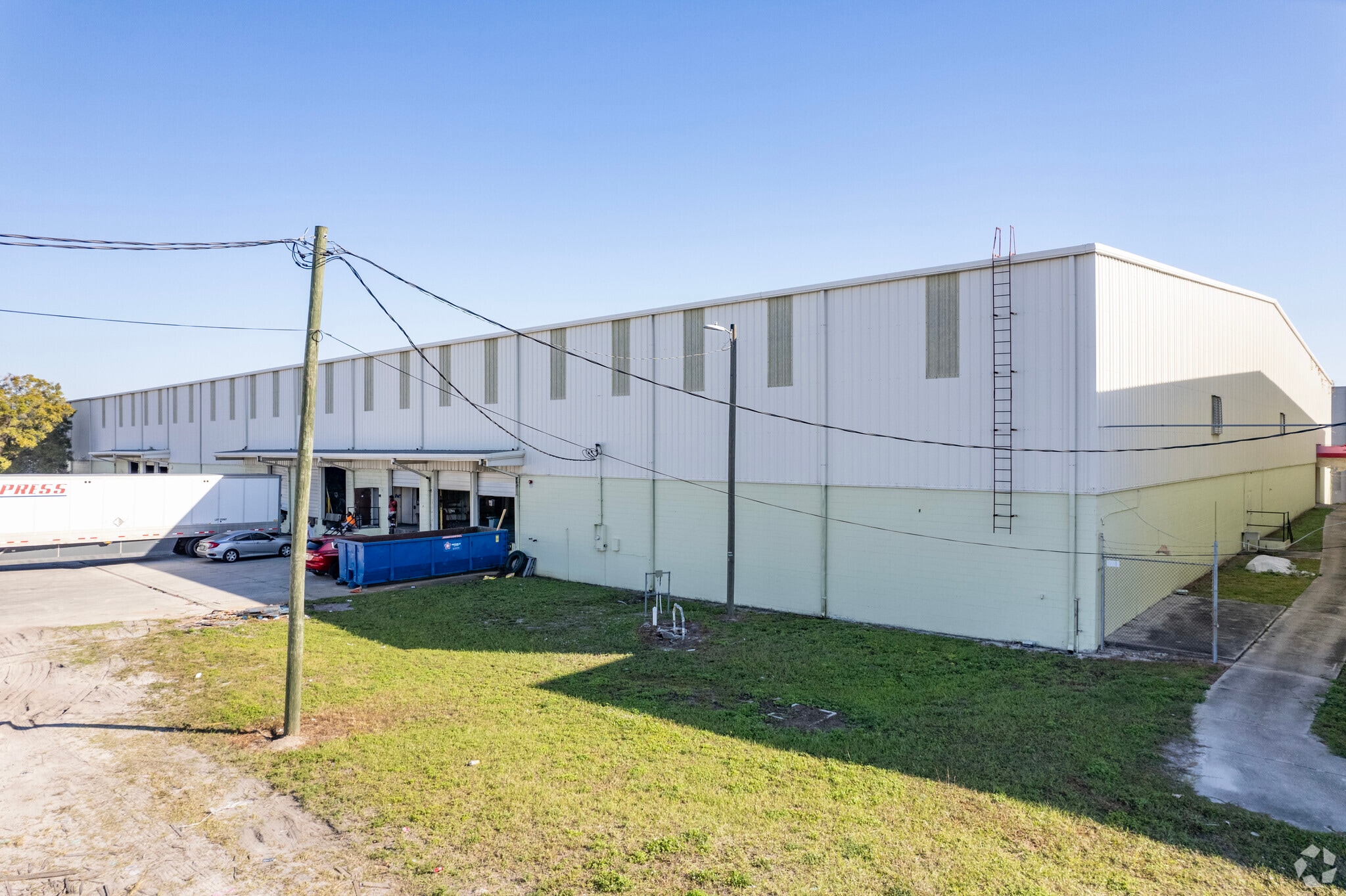 5301 E Hanna Ave, Tampa, FL for sale Building Photo- Image 1 of 1