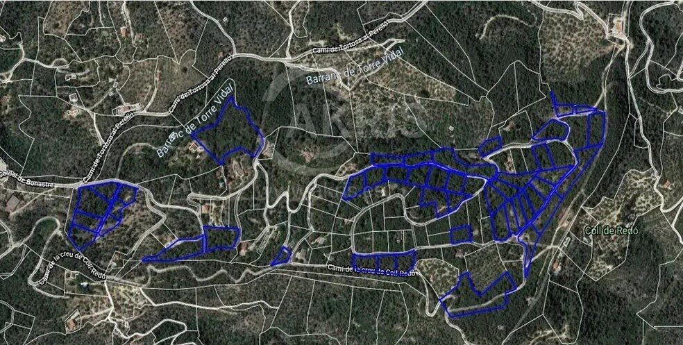 Zona Tortosa portfolio of 17 properties for sale on LoopNet.co.uk - Building Photo - Image 3 of 5