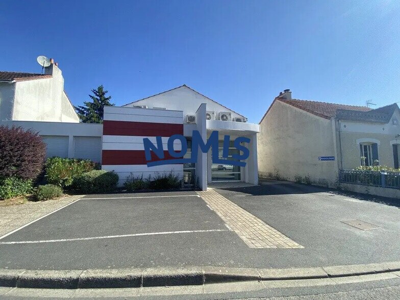 Office in Rezé to rent - Building Photo - Image 3 of 6