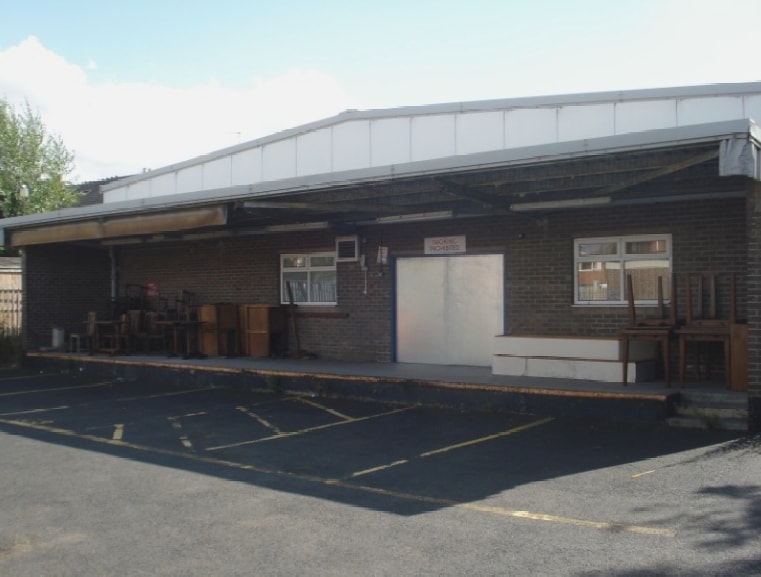 221 Hordern Rd, Wolverhampton to rent - Primary Photo - Image 1 of 2