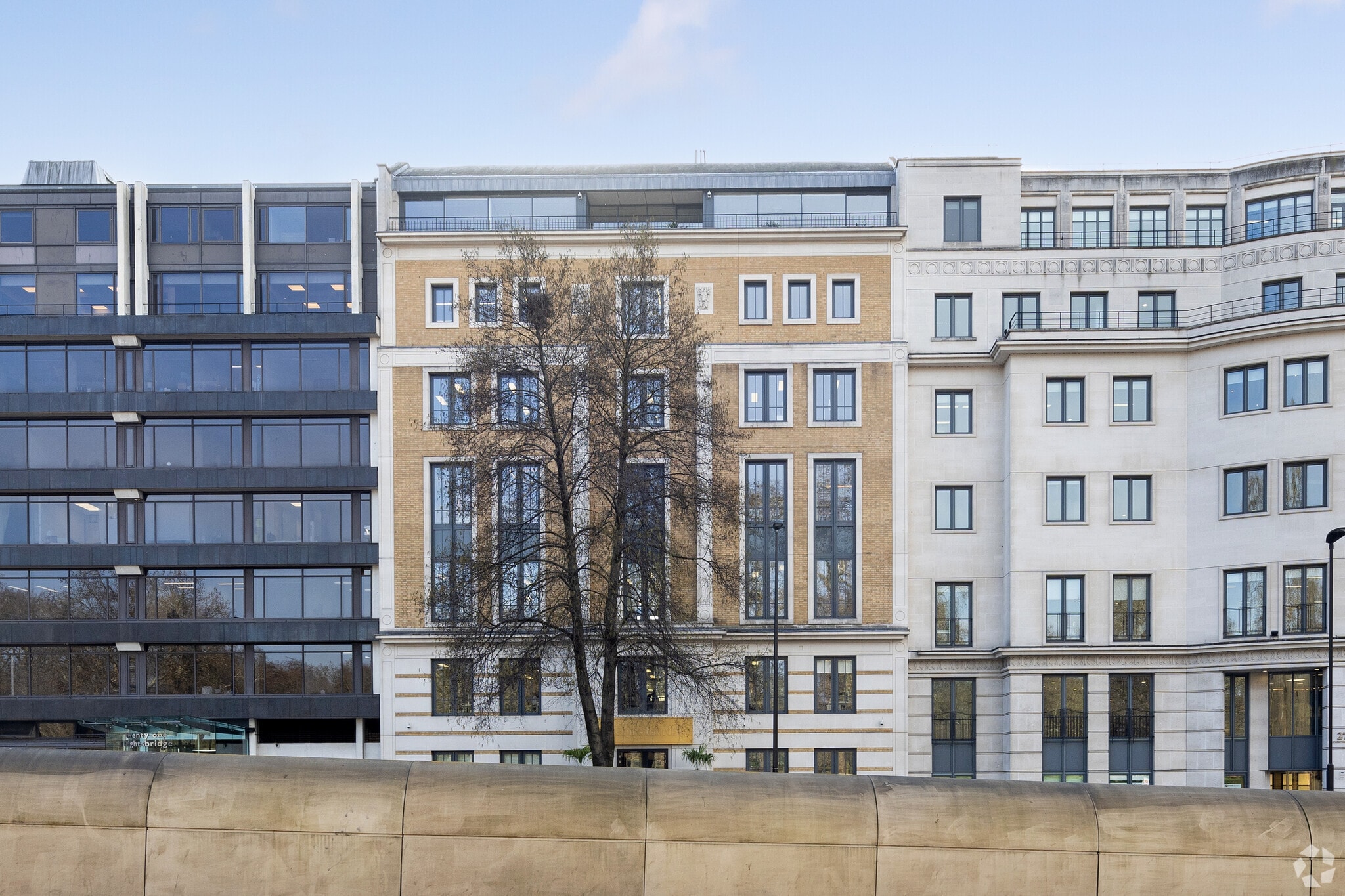 25 Knightsbridge, London for sale Primary Photo- Image 1 of 1