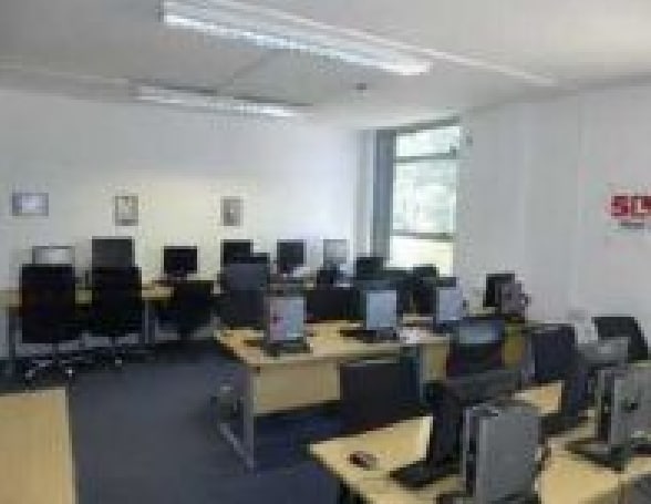 258 Field End Rd, Ruislip to rent Interior Photo- Image 1 of 1