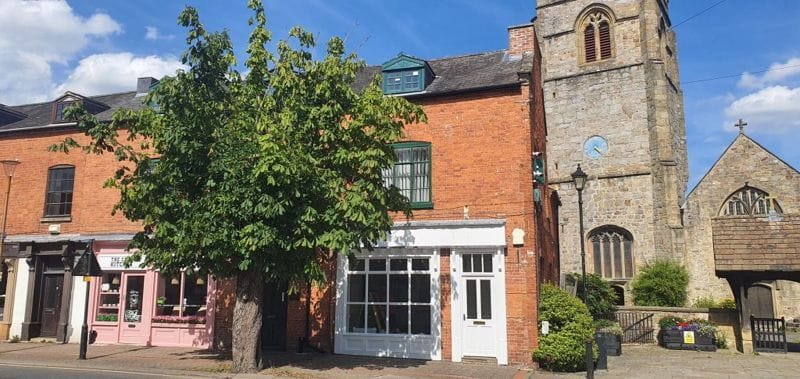 2 Church St, Wrexham to rent - Primary Photo - Image 1 of 1