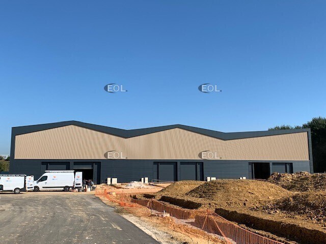 Light Industrial in Moissy-Cramayel for sale Building Photo- Image 1 of 4
