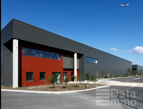Industrial in Gonesse to rent Building Photo- Image 1 of 17